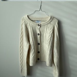 Cardigan sweater